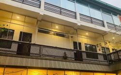 Hotel Hitam Rishikesh 2Min Walk to Parmarth Niketan Aashram ,Vanprastha Aashram