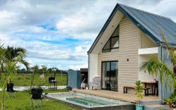 Cabin 8:18 @ Tuy Batangas near Nasugbu & Tagaytay