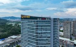 Yishang PLUS Hotel (Guangzhou Junming Happy World)