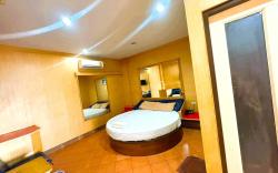 OYO 75583 Fut Fit Fo Fai Inn Hotel