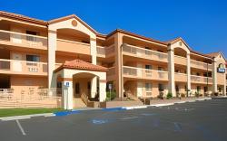 Motel 6 Barstow, CA - I15 and Lenwood Road
