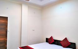 Comfort Inn Hotel Near Patparganj Rd