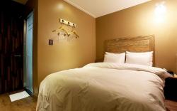 Yeongdeungpogucheong Station SL