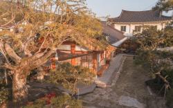 Bliss Hanok Private House Pension