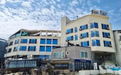 Goseong Chereville Pension