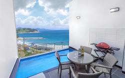 Bayhill Pension Alpha dong