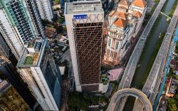 Scarletz Suites KLCC by Emily in Town