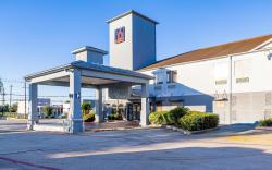 Studio 6 Suites Pasadena, TX