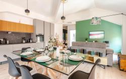 Green Lux-Via Canalino| Pass ZTL&Parking A/C WiFi