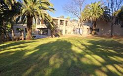 Sandown Suites and Conference Centre