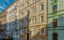 Residence Dobrovskeho 30