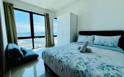 Blue Sky Family Trefoil 2BR-Setia City Mall/SCCC
