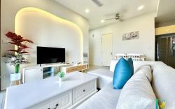 Bright Suite. D'Pristine @1BR 2Pax Near Legoland