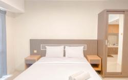 Studio Room near Mall at Star Semarang By Travelio