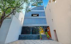 Super Townhouse OAK Banjara Hills Hyderabad