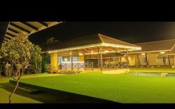 Grass resort and Spa