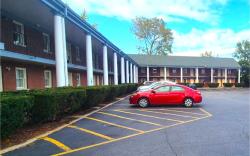 Capital O Elite Inn & Suites South Holland I 94