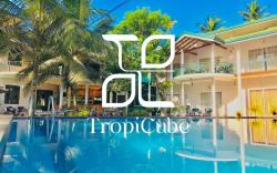 Lake View Resort by Tropicube