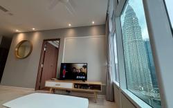 Sky Suite KLCC 2Bed1Bath Modern 03