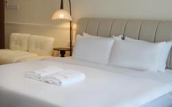 RNF Luxury Romatic @Themed Surround Sound Cinema 