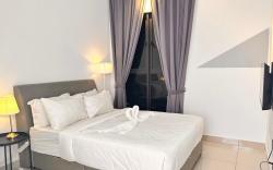 Couple Private studio(B-22-11-S) Trion@KL