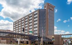 Executive Residency by Best Western Waterloo & Cedar Falls