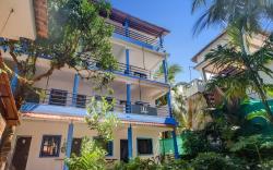 Aqua Wave by YogiTree Hotels