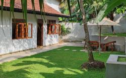 House Leo - peaceful beach villa with garden