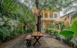 SaffronStays Oslo | Luxe 4BR w/ Pool near Vagator