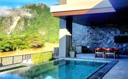 Song View Pool Villa