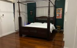 The oasis on 8 - 3 bedrooms lovely pet zone