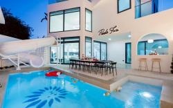 Prada Fun Pool Villa