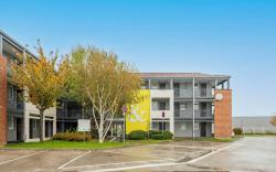 B&B HOTEL CALAIS Coquelles Tunnel sous La Manche