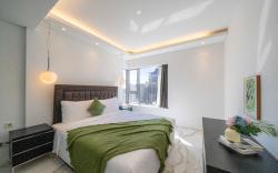 Tyms Comfortable 2BR Apartment Step from Xujiahui 