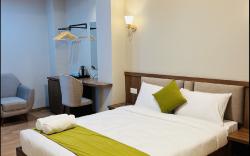 The Old Alley Hotel & Apartment