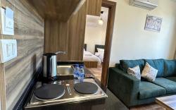 12 Antica Jabal Al Lweibdeh