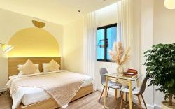 [NEW & Near Beach] Modern, Cozy Studio 2 + 20% Off