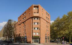 B&B HOTEL Lille Roubaix Centre Grand-Place