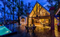 Tudor Rose- a beautiful wooden chalet in Panchgani