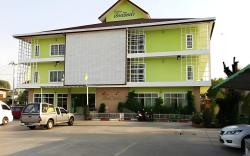 Rueanrimnam Hotel