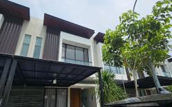 Omah Bubuya Syariah, Sby barat