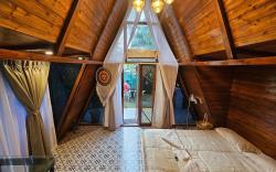 Luxury Wooden A-Frame Calangute /w Pool, Privacy