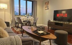 Omni Tower Sukhumvit Nana - Luxury Condominium