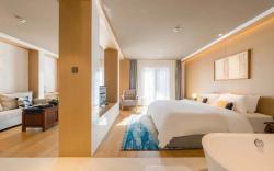 Wangting Jinxiu Hotel (Shanghai International Tourism Resort)