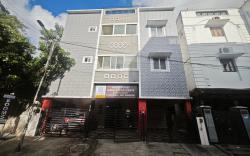 Smart Homes Near Koyambedu by Stayz Royale