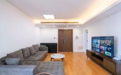 Tyms Family 3BR 2BA APT Xujiahui Center Near Metro