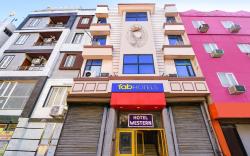 FabHotel Western