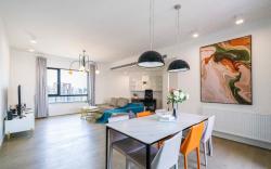 Tyms Elegant 4BR Family Residence Novel 