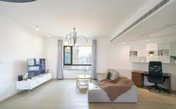 Tyms Stylish 4BR 2BA Suite Novel Garden Xujiahui