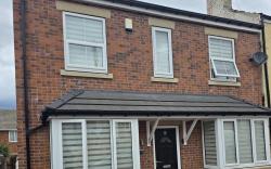 Cozy Ensuite Room in a Family Home, Rotherham